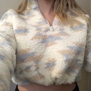 Teddy zip up cropped pull over